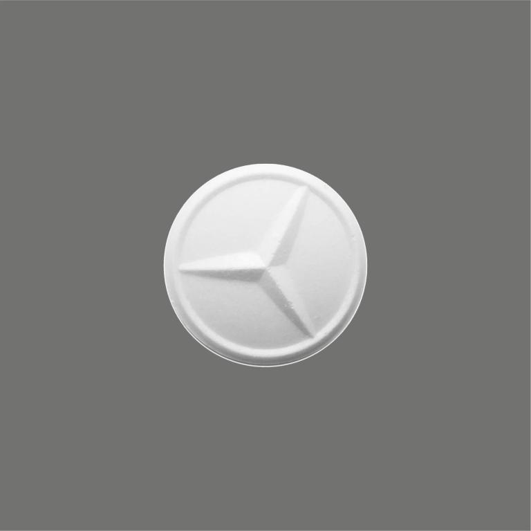 logo shaped mints mercedes